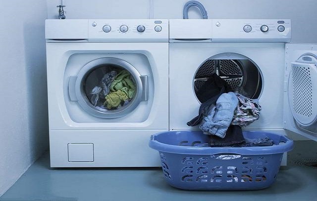 Vários métodos especiais de limpeza de cortinas
