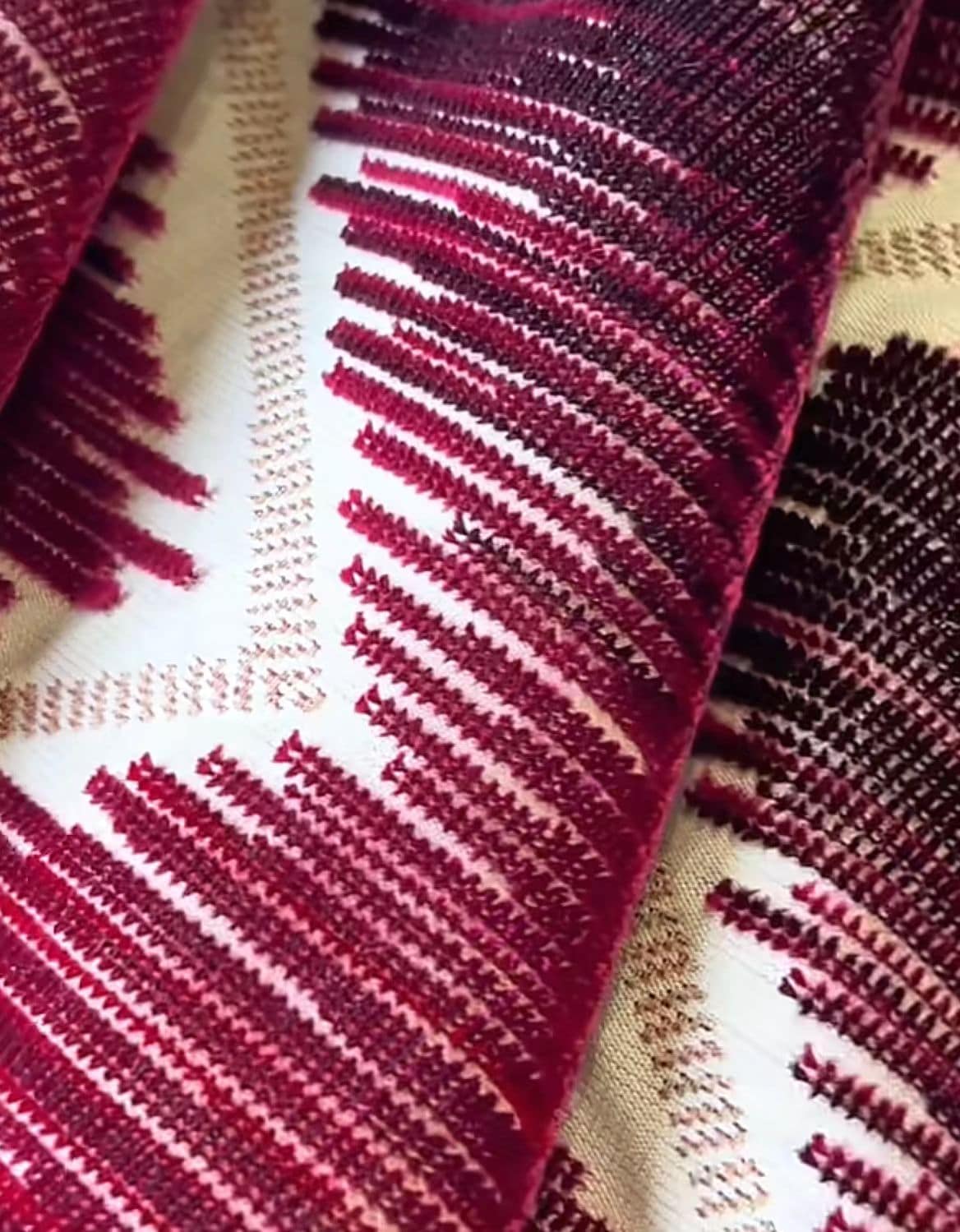 Jbl tecido de veludo jacqurard de alta qualidade moda nova coleção linhas entrelaçadas padrão estilo morden veludo jacquard para sofá